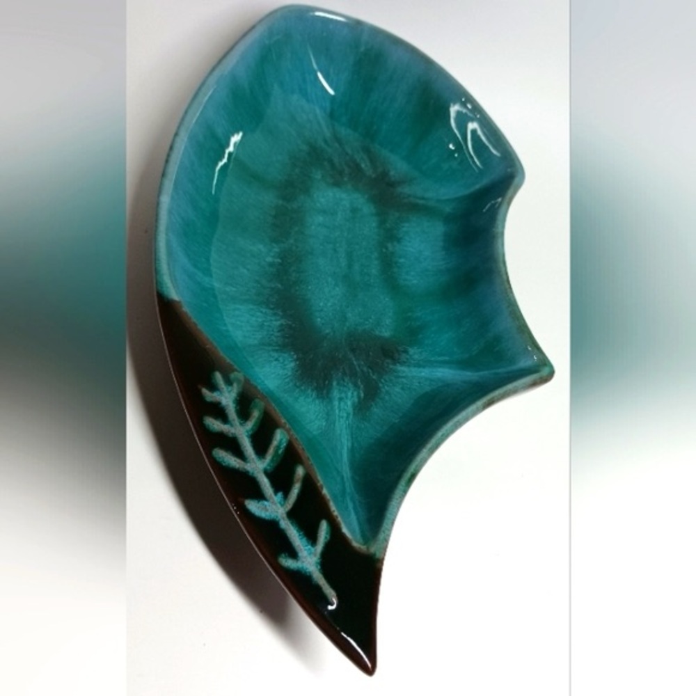 Blue Mountain Pottery BMP Retro Replacement Snack Serving Dish